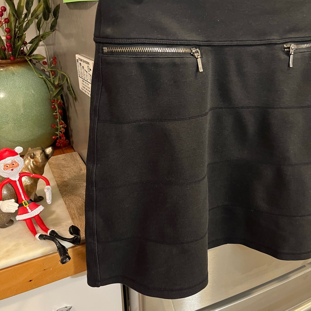 Athleta Black Skater Skirt With Zipper Details